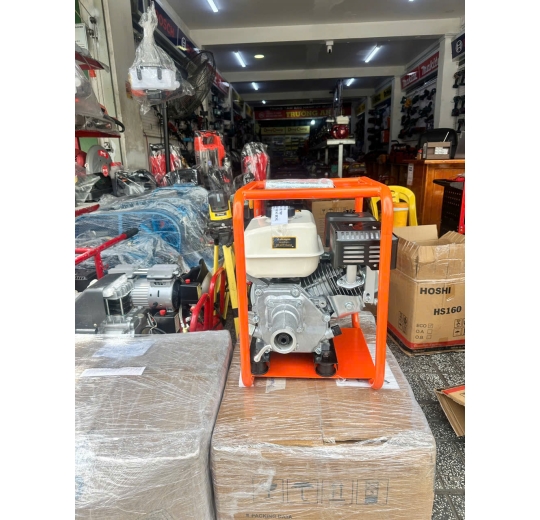 Máy đầm dùi chạy xăng Hoshi 5.5HP giá rẻ